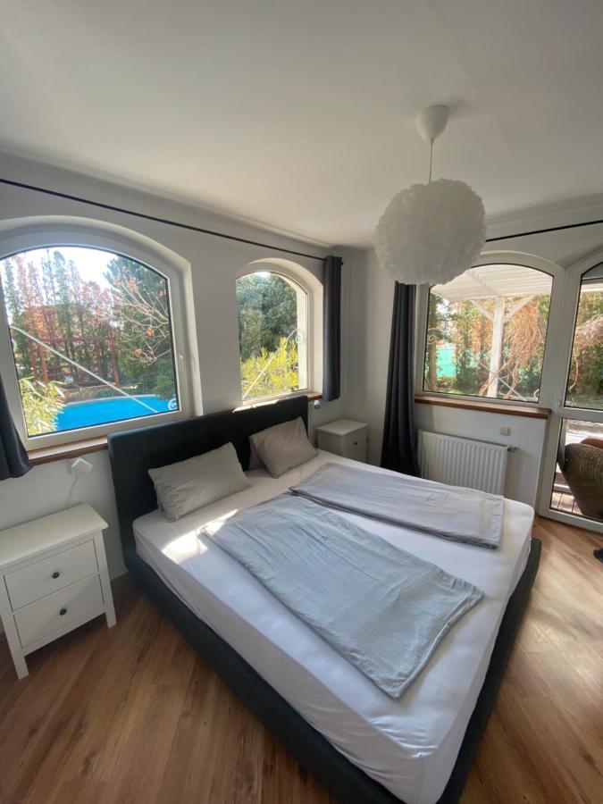 Szent Kristof Panzio Hotell Vonyarcvashegy Exteriör bild